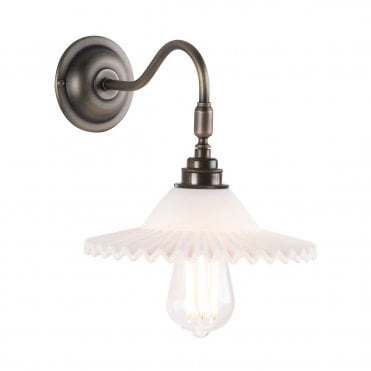 Tysoe single wall light with fluted glass