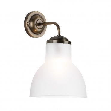 Upton Single wall light Antique Brass / Opal