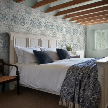 William Morris at Home Blackthorn Daydream 140505